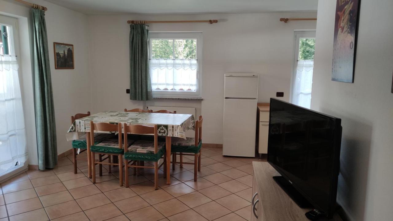 Ferienwohnung Cesa Stefi Canazei Exterior foto
